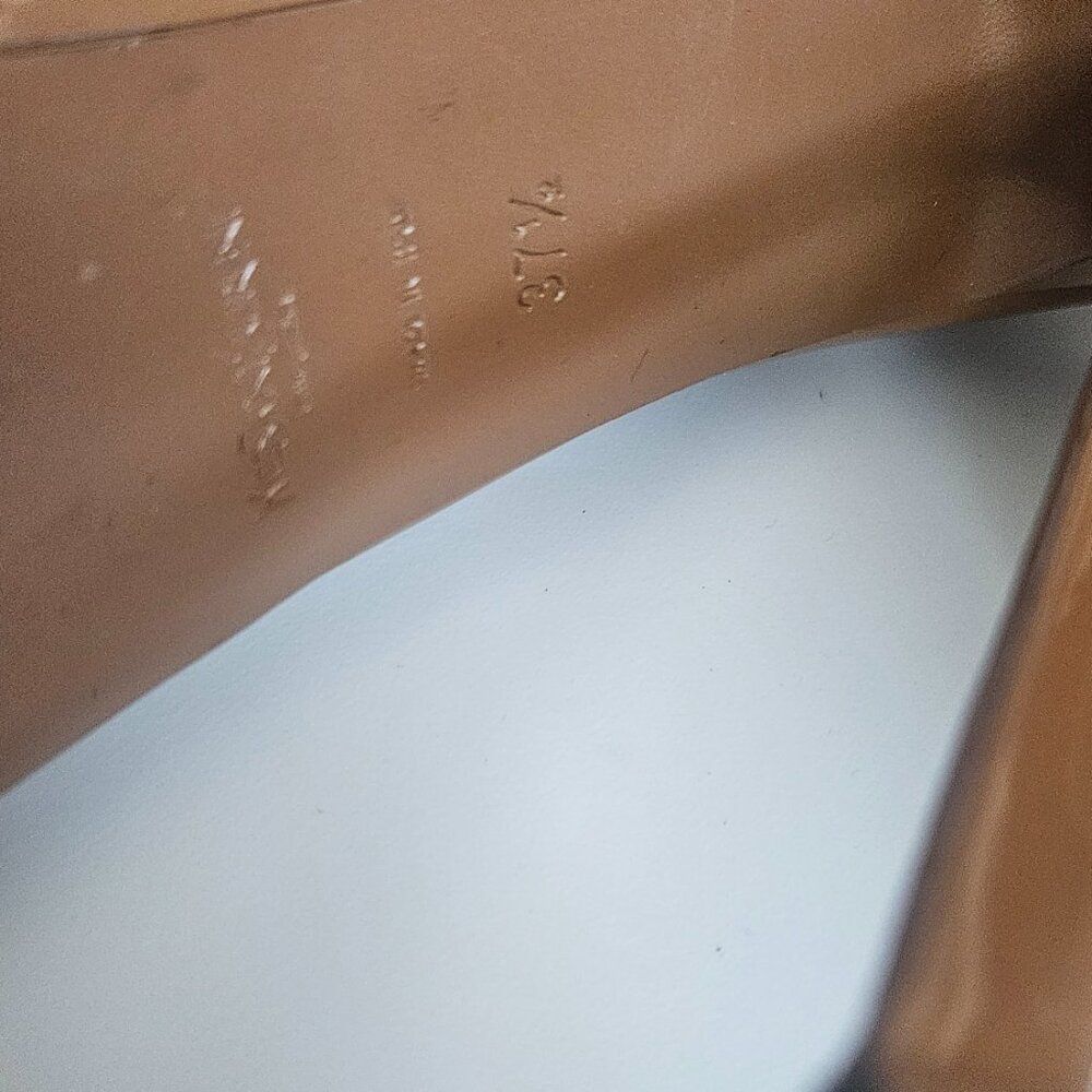 Nude YSL pumps - Picture 6 of 6